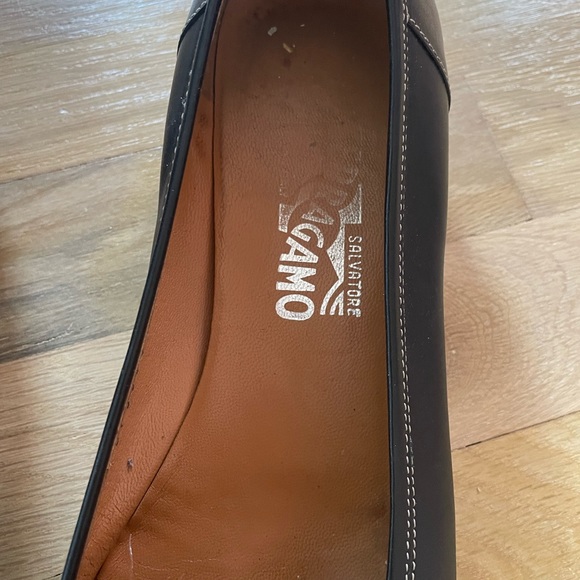 Ferragamo size 8.5 - Picture 7 of 11